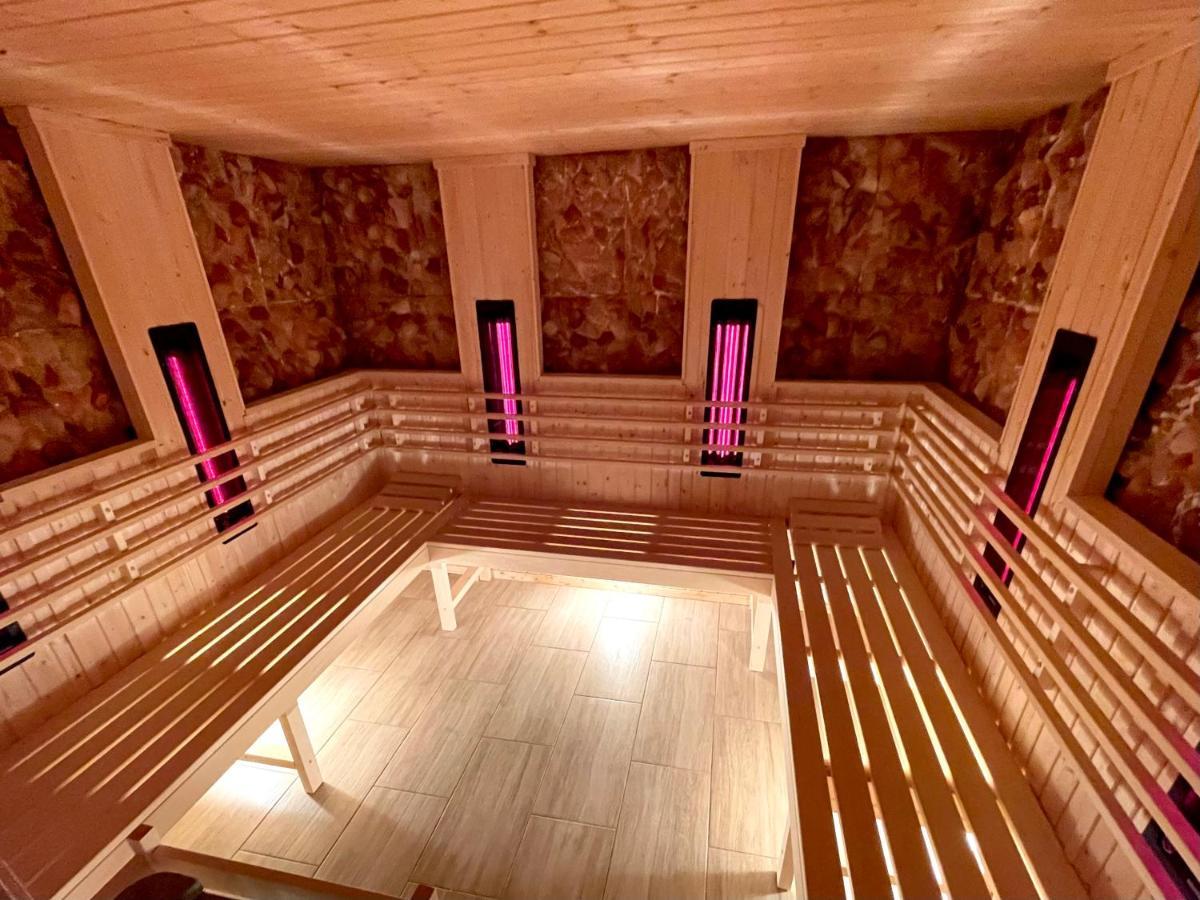 Gwarek Centrum Wypoczynkowe Resort 3*